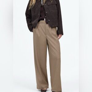 Madewell wide leg pants/trousers, NWT, taupe color, zip front,elastic in back,12